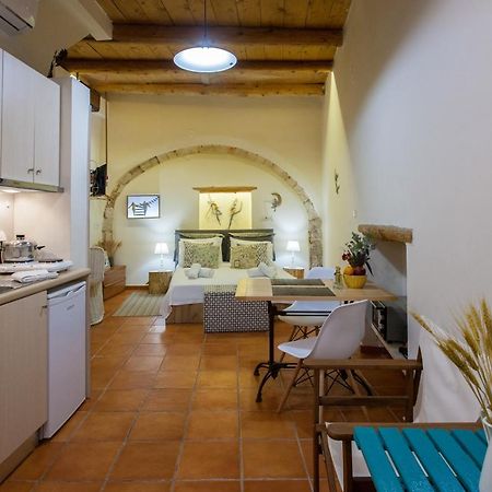 Charming Flatlet In The Old Town Appartement Chania  Buitenkant foto
